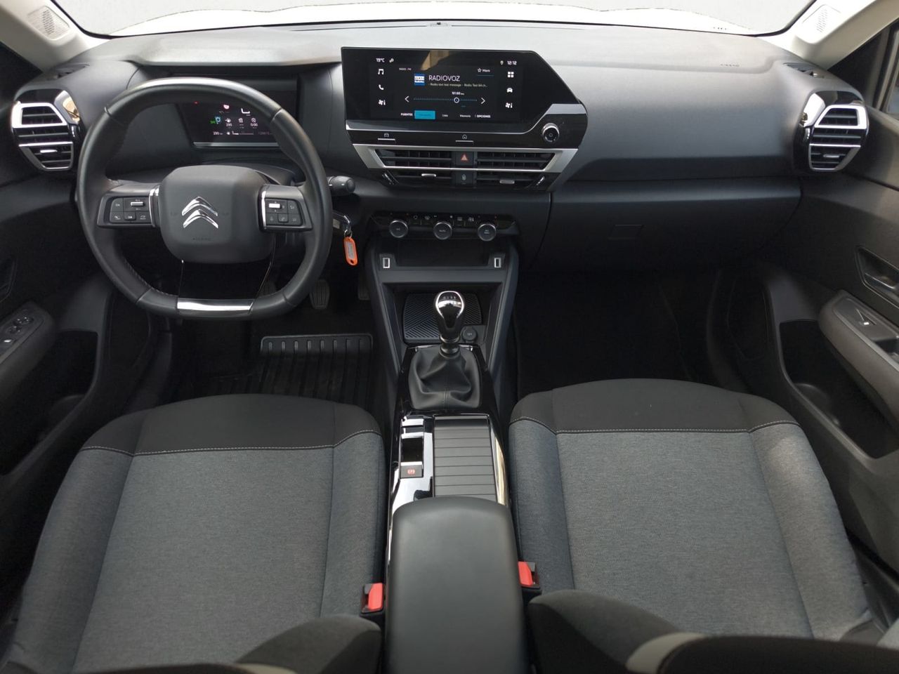 Citroën C4 BLUE HDI 110 CV  - Foto 2