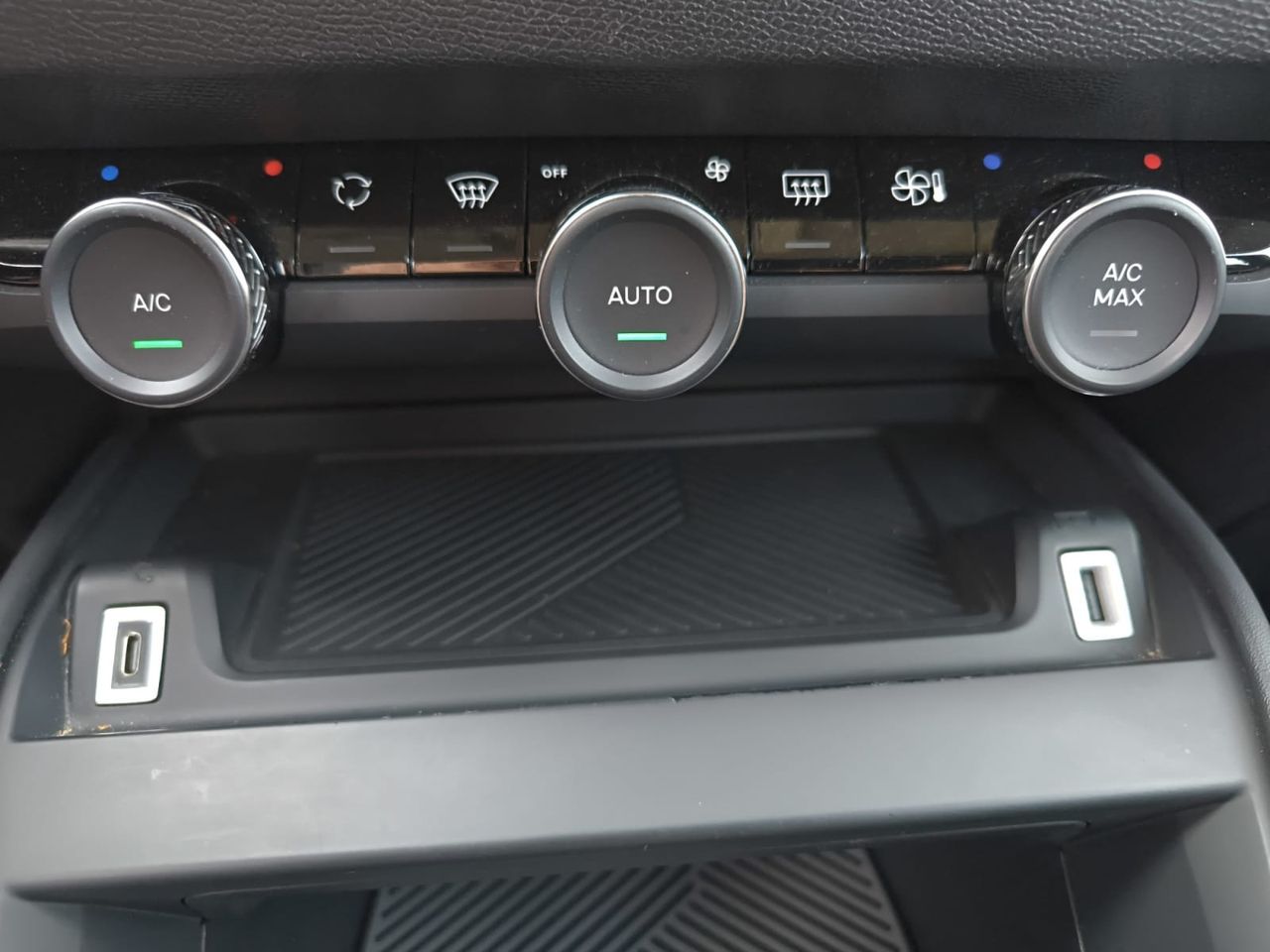 Citroën C4 BLUE HDI 110 CV  - Foto 2