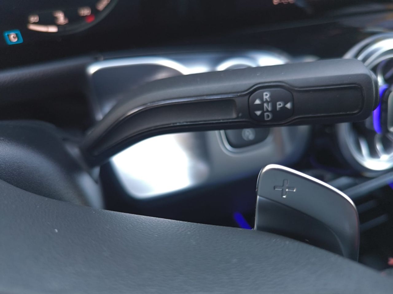 Mercedes GLB 200 D DCT 7 PLAZAS+AMG LINE+PAQ PREMIUM  - Foto 2