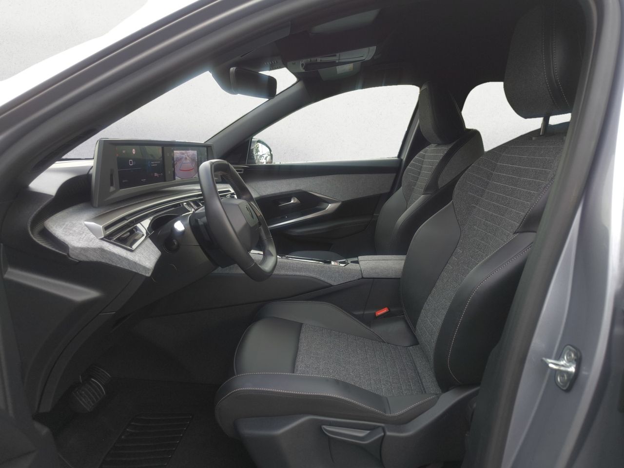 Peugeot 5008 Allure HYBRID 145 eDCS6  - Foto 2