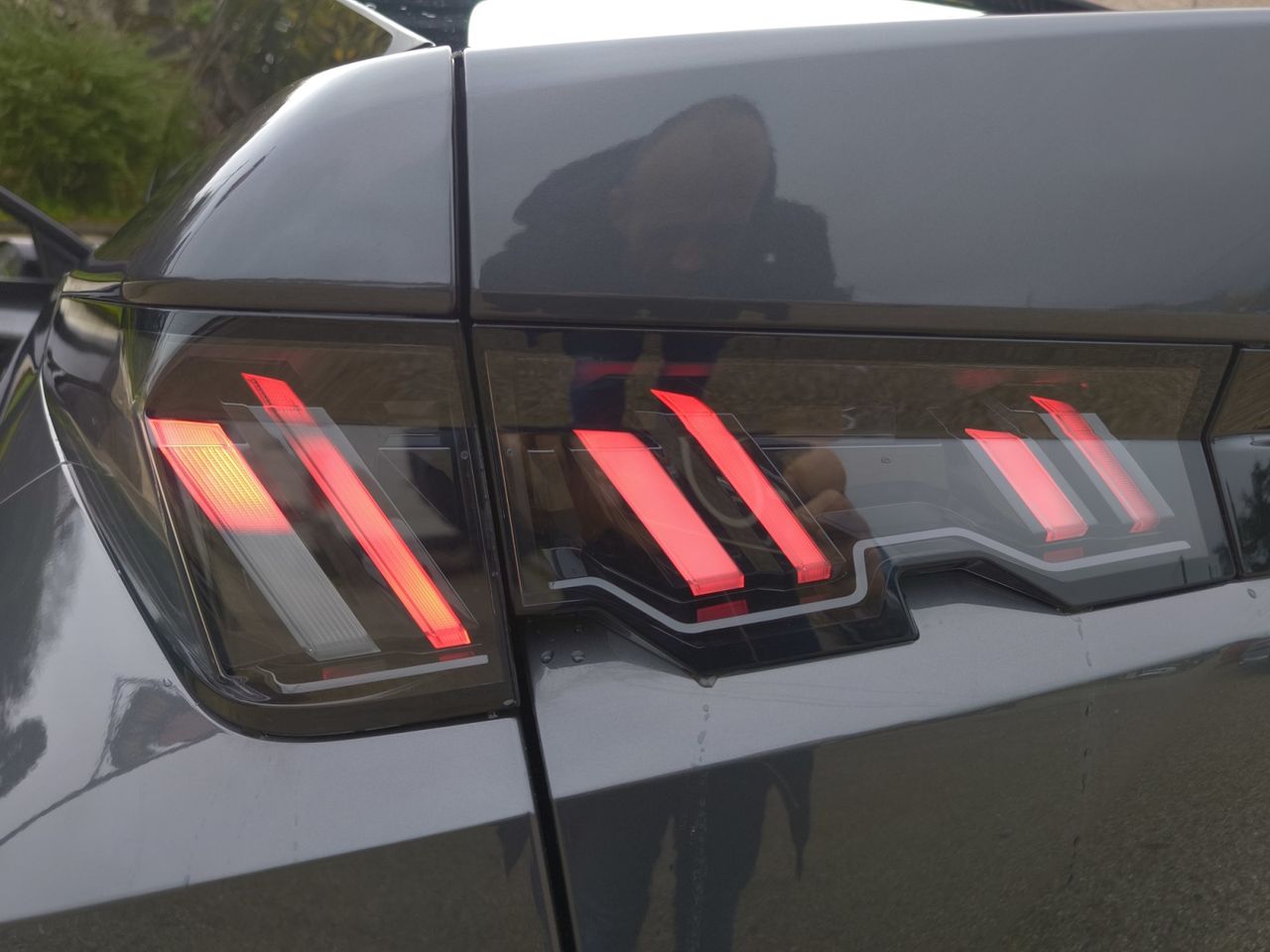 Peugeot 3008 Hybrid ALLURE  - Foto 2