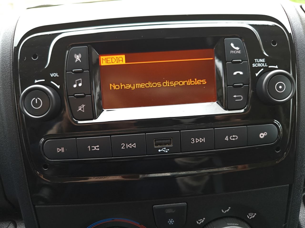 Opel Movano FURGON BASE LIGHT L2H2 3,3T BLUEHDI 120 cv  - Foto 2