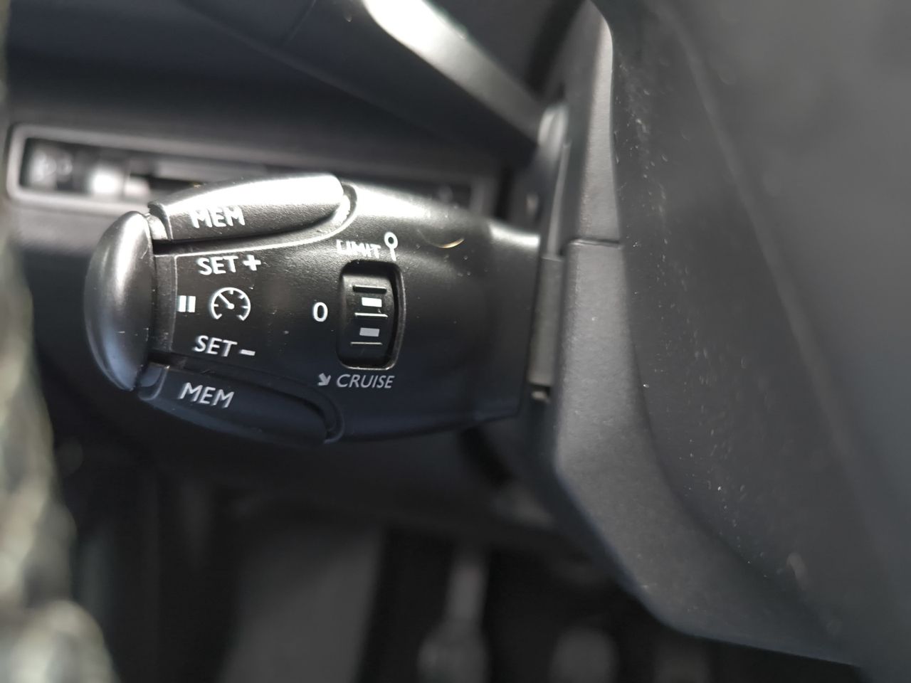 Peugeot 3008 ALLURE 130CV  - Foto 2