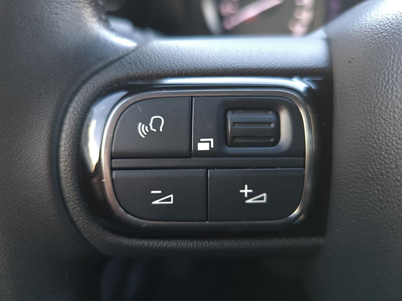 Citroën C3 Aircross BLUE HDI 110 CV C SERIES  - Foto 2