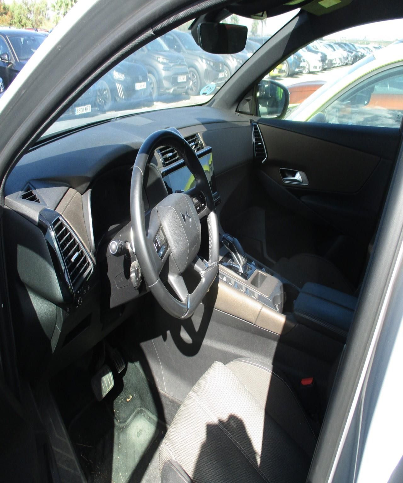 DS DS 7 Crossback BLUE HDI 130 CV AUT SO CHIC  - Foto 2