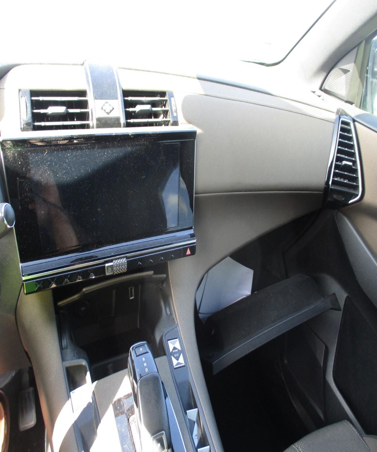 DS DS 7 Crossback BLUE HDI 130 CV AUT SO CHIC  - Foto 2