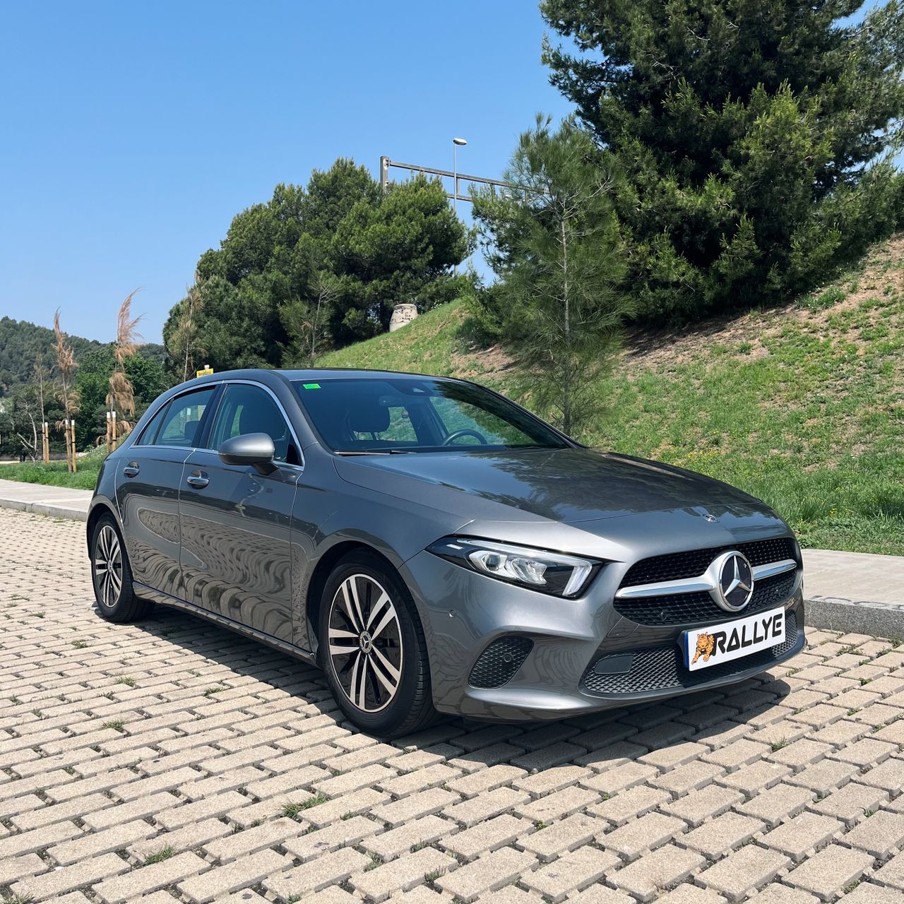 Disco duro  de segunda mano - mercedes clase a 2019 /
