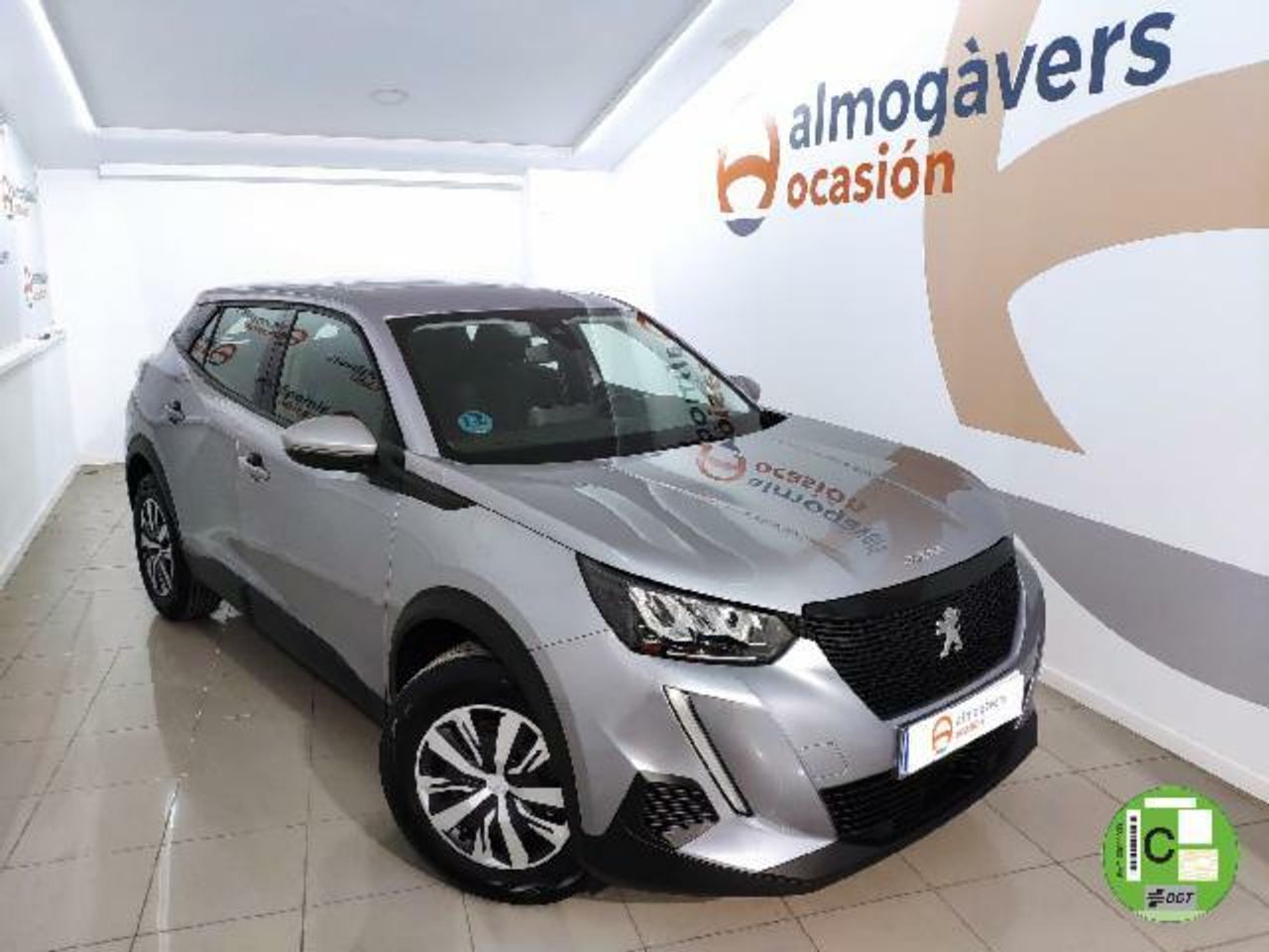 Alquiler de camiones de mudanza en barcelona  en Barcelona - peugeot 2008 2023 /