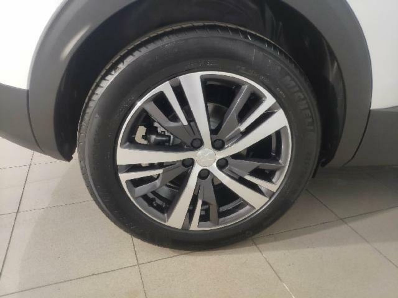 peugeot 3008 2023 / foto grande (2)