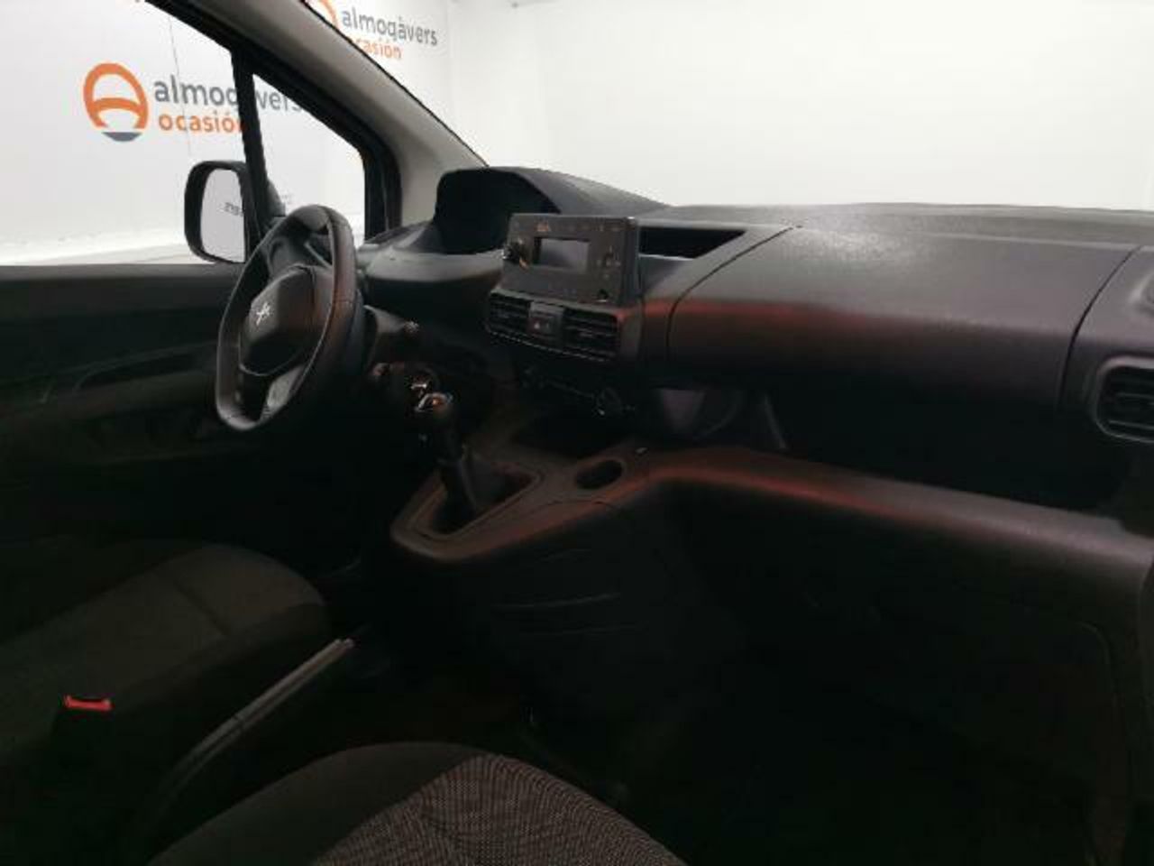 peugeot partner 2023 / foto grande (3)