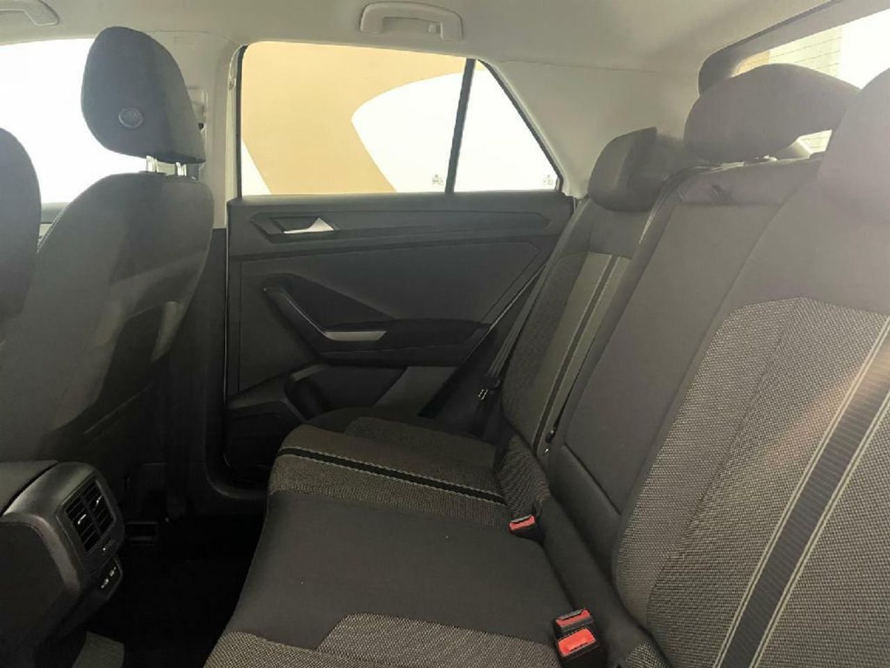 volkswagen t-roc 2022 / foto grande (2)