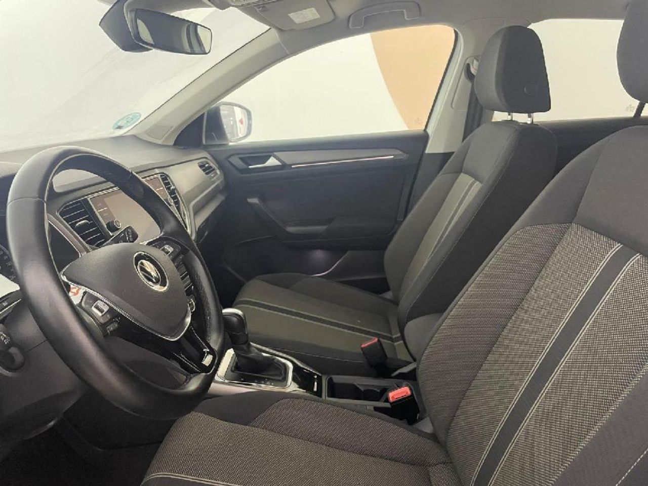 volkswagen t-roc 2022 / foto grande (3)