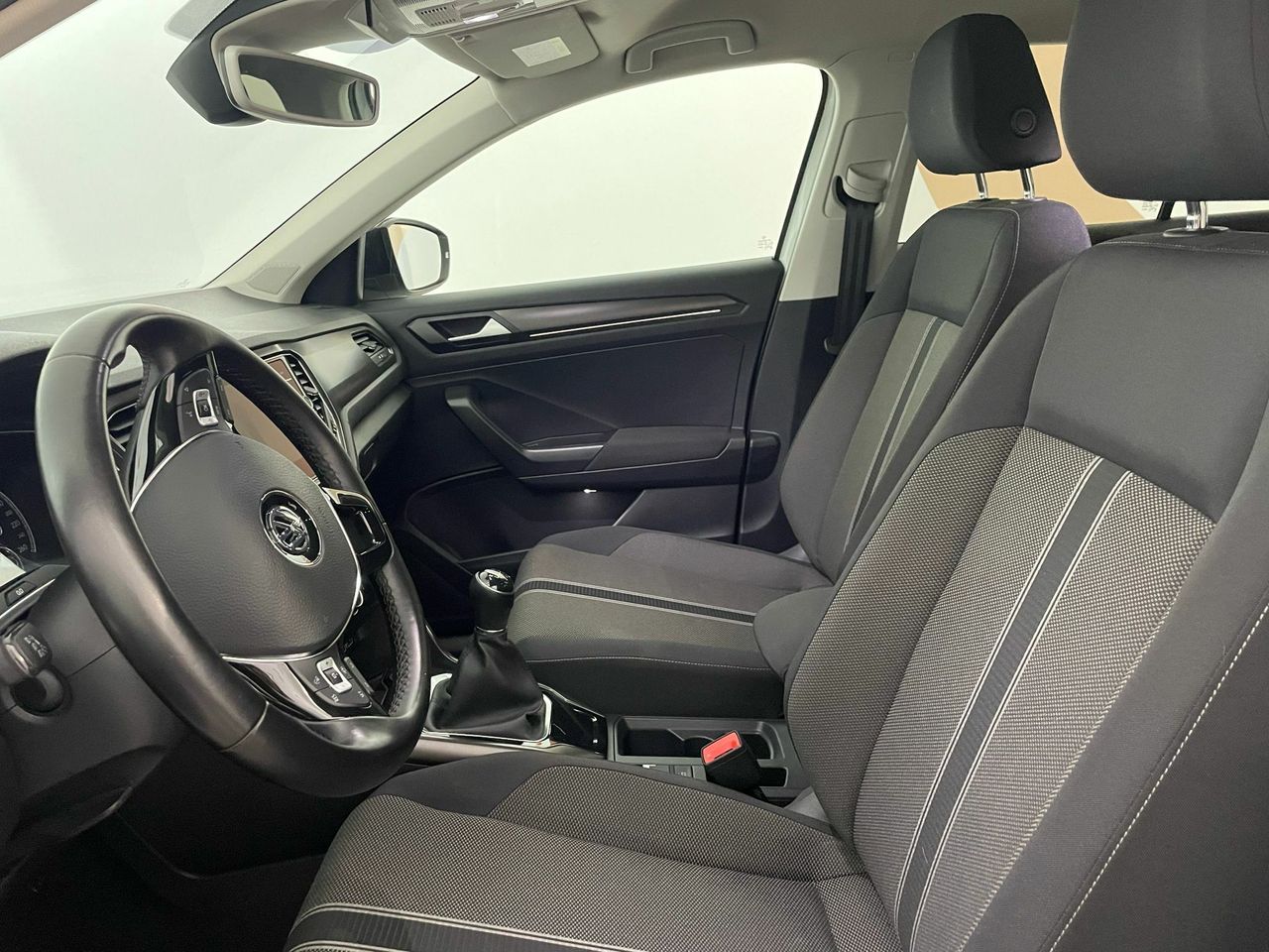 volkswagen t-roc 2021 / foto grande (2)
