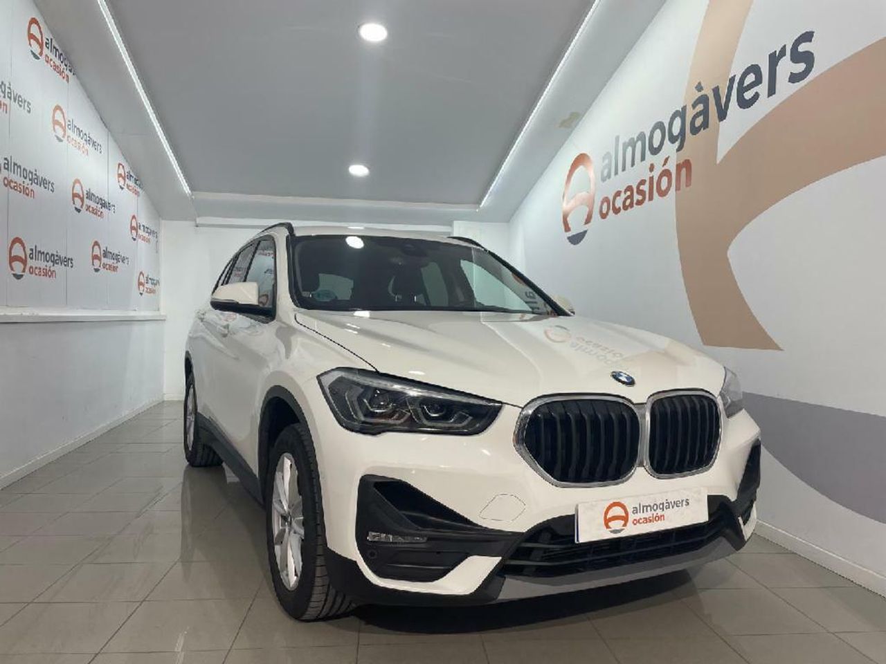 Plaza de aparcamiento en alquiler masnou  - bmw x1 2022 /
