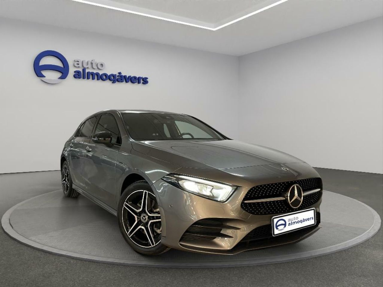 Mercedes clase e con garaje individual  de segunda mano - mercedes clase a 2021 /