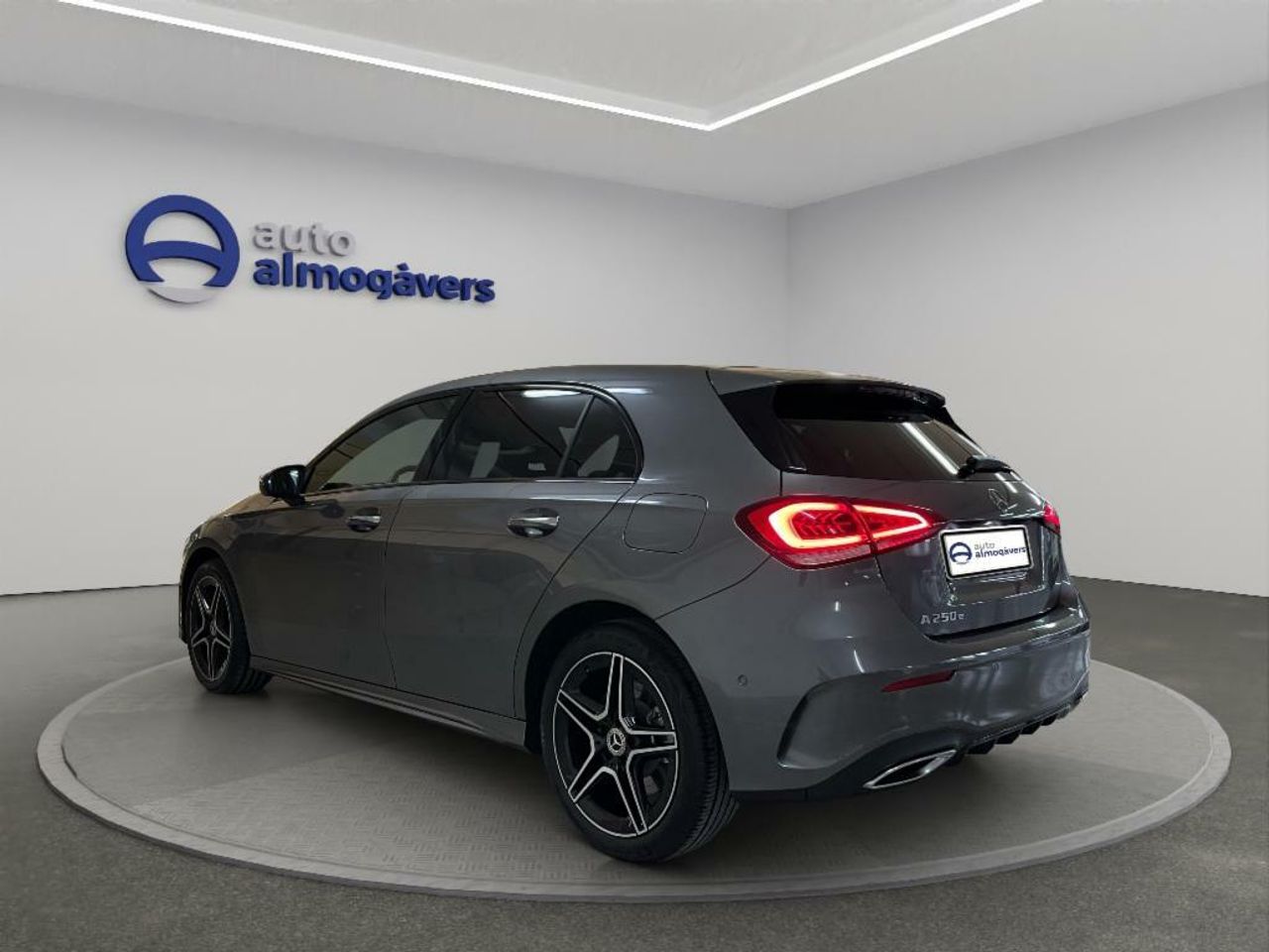 mercedes clase a 2021 / foto grande (2)