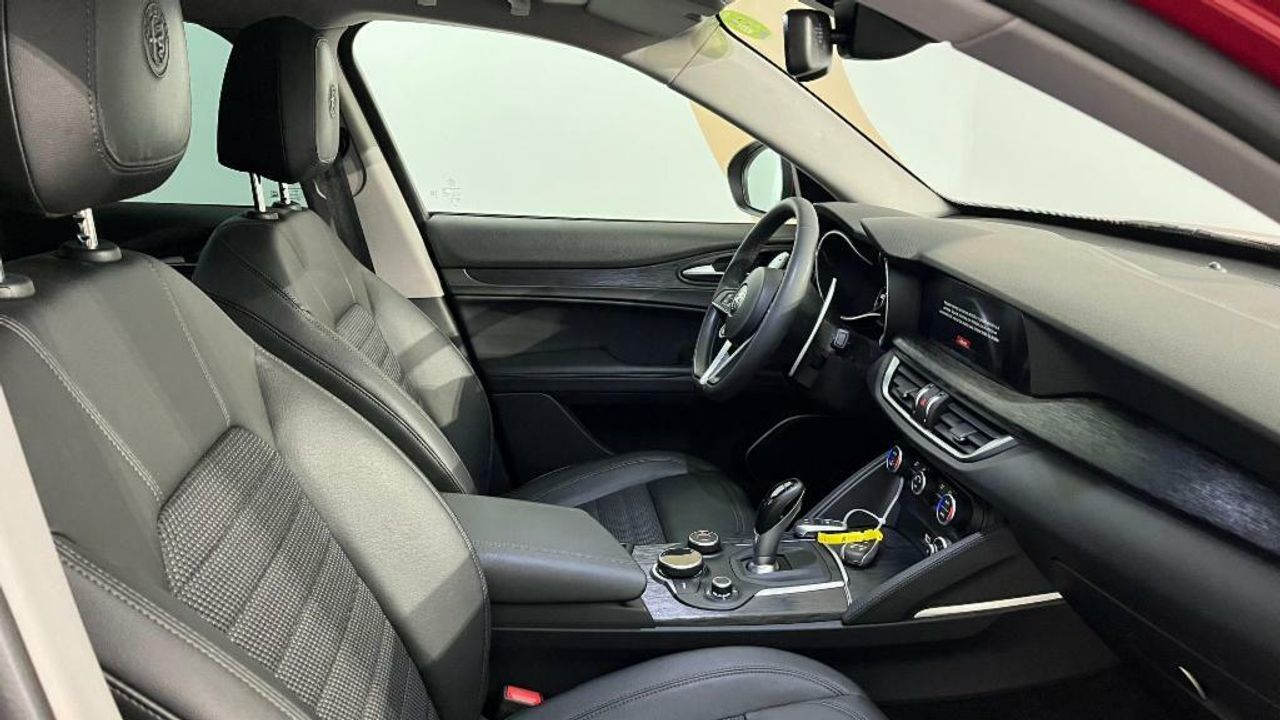 Alfa Romeo Stelvio EXECUTIVE 2.2 D TURBO 160CV AUTO RWD 5P - foto 4