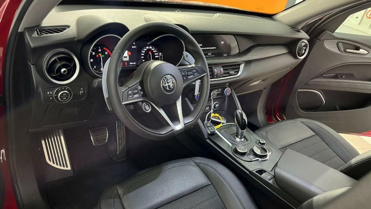 Alfa Romeo Stelvio EXECUTIVE 2.2 D TURBO 160CV AUTO RWD 5P - foto 9