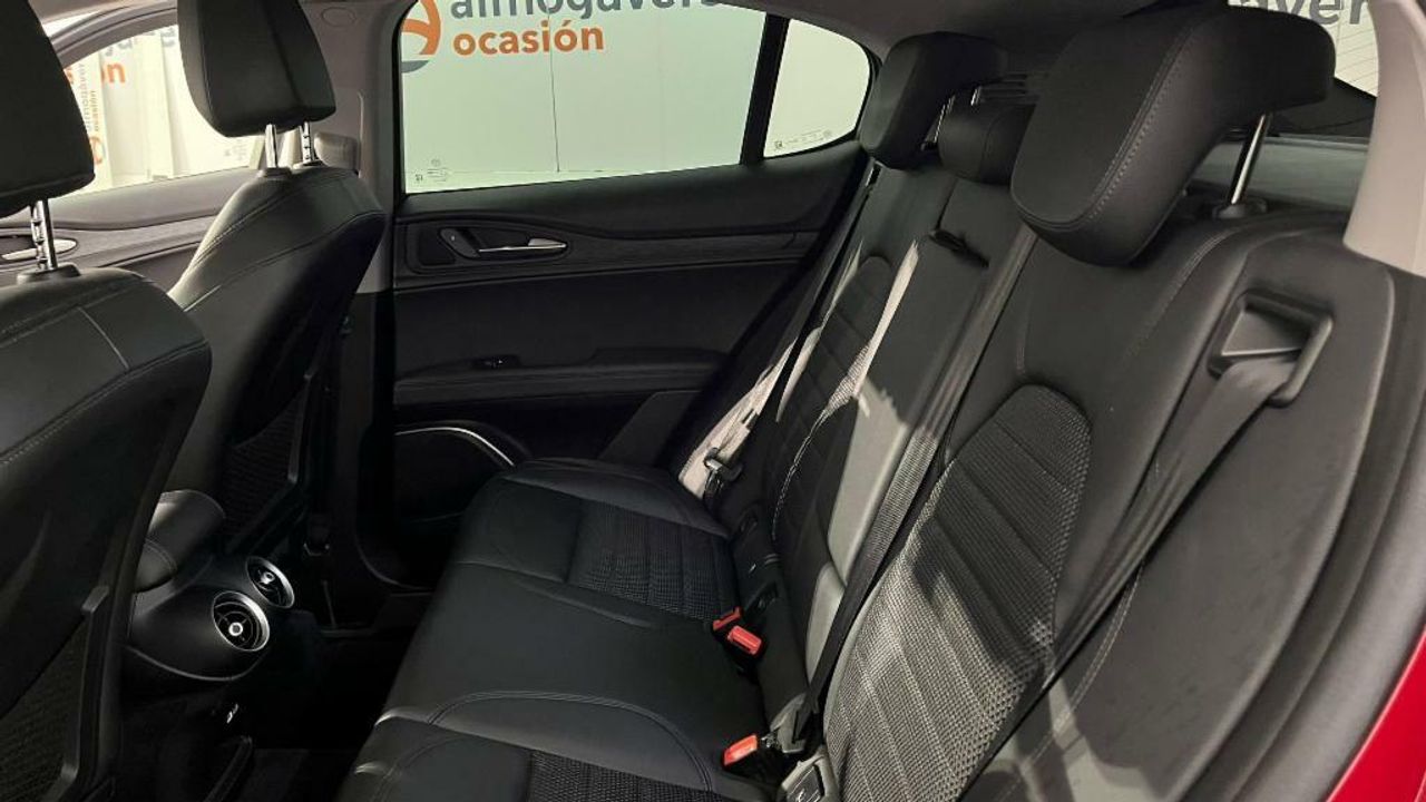 Alfa Romeo Stelvio EXECUTIVE 2.2 D TURBO 160CV AUTO RWD 5P - foto 6