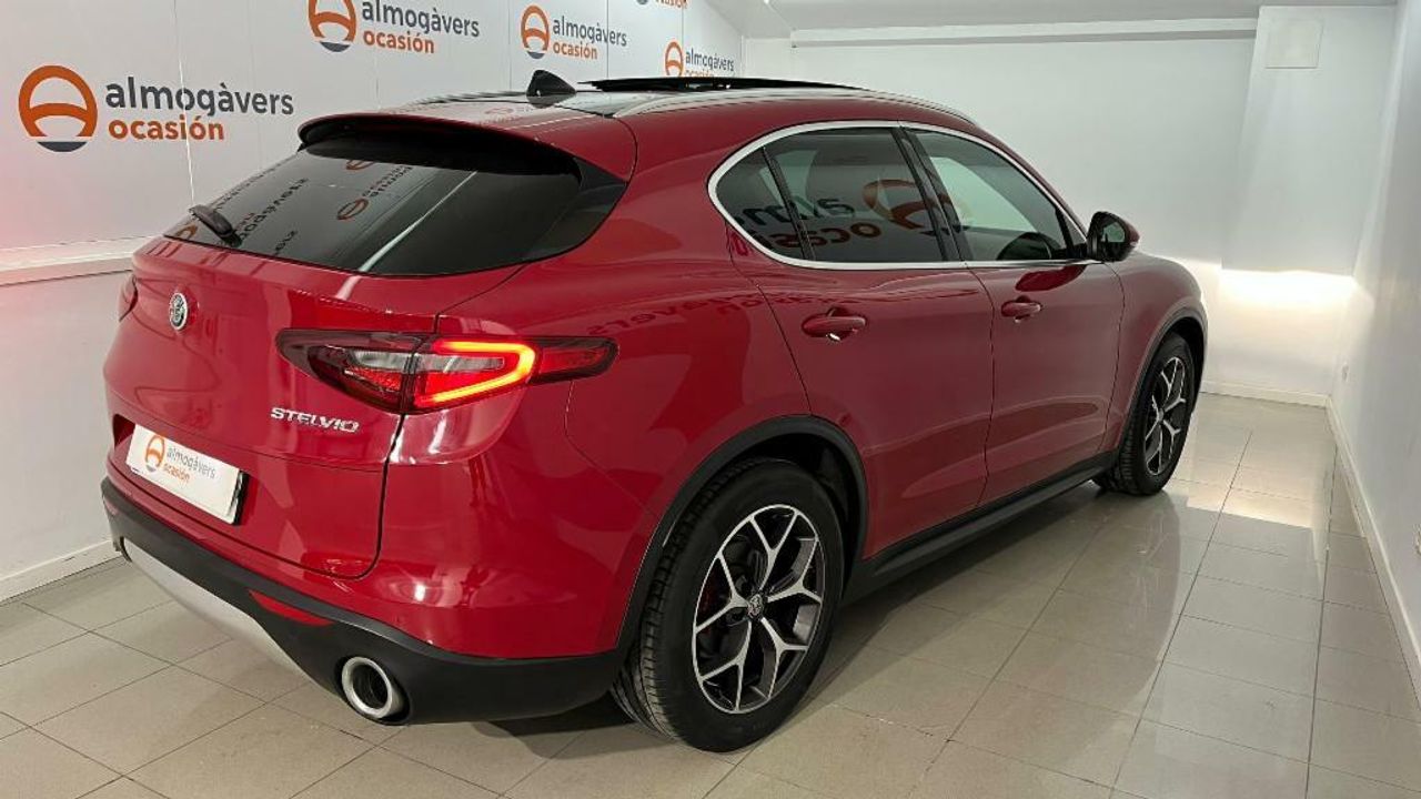Alfa Romeo Stelvio EXECUTIVE 2.2 D TURBO 160CV AUTO RWD 5P - foto 13