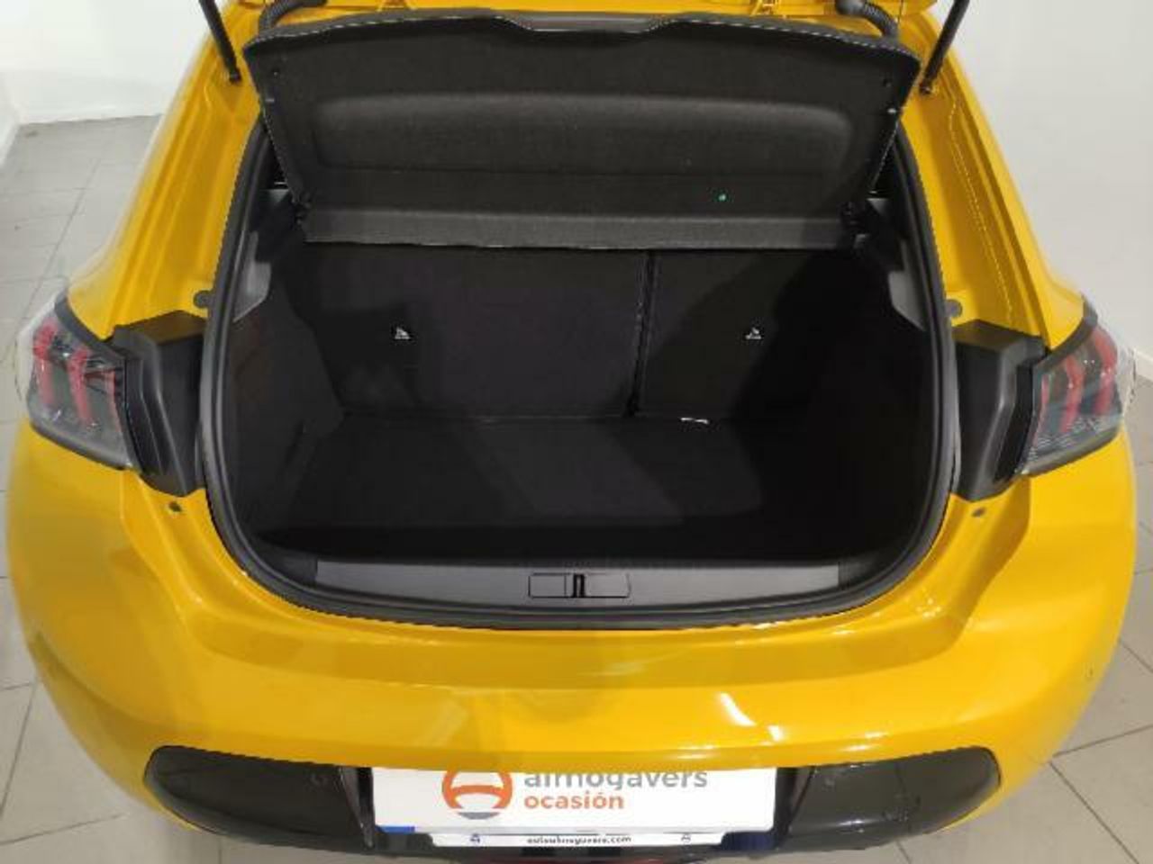 peugeot 208 2020 / foto grande (2)
