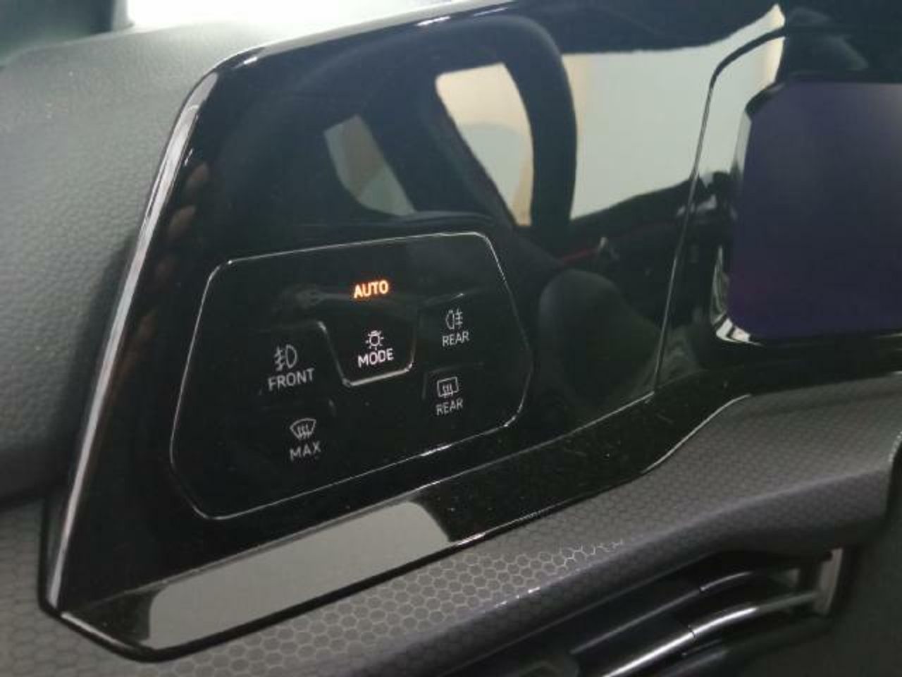 Volkswagen Golf GTI 2.0 TSI DSG 5P - foto 4