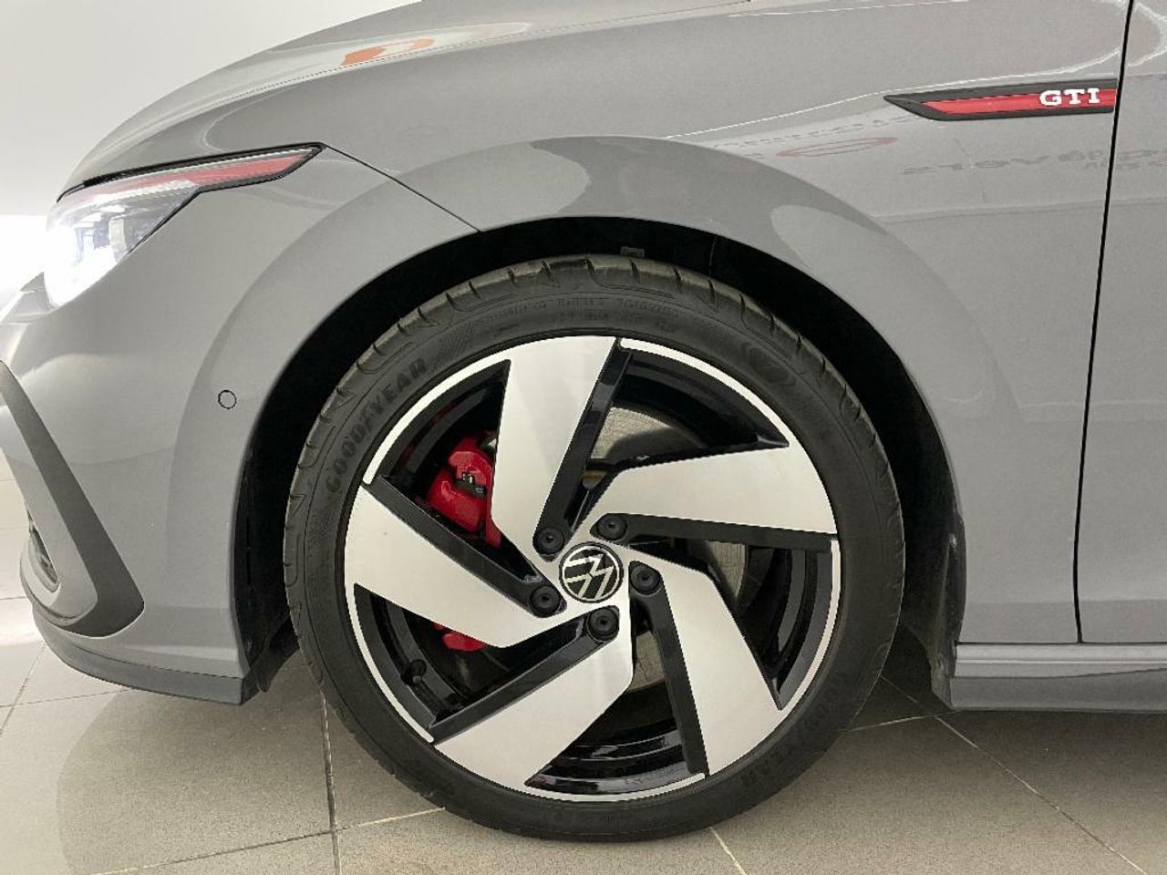 Volkswagen Golf GTI 2.0 TSI DSG 5P - foto 6