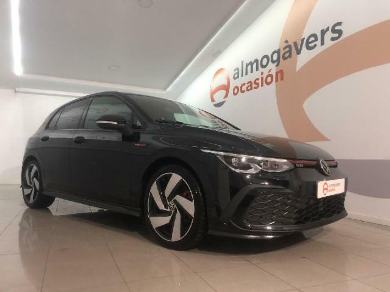 Foto volkswagen golf 2021 /