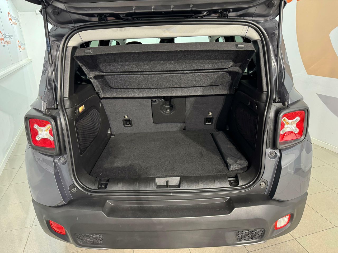 jeep renegade 2022 / foto grande (3)