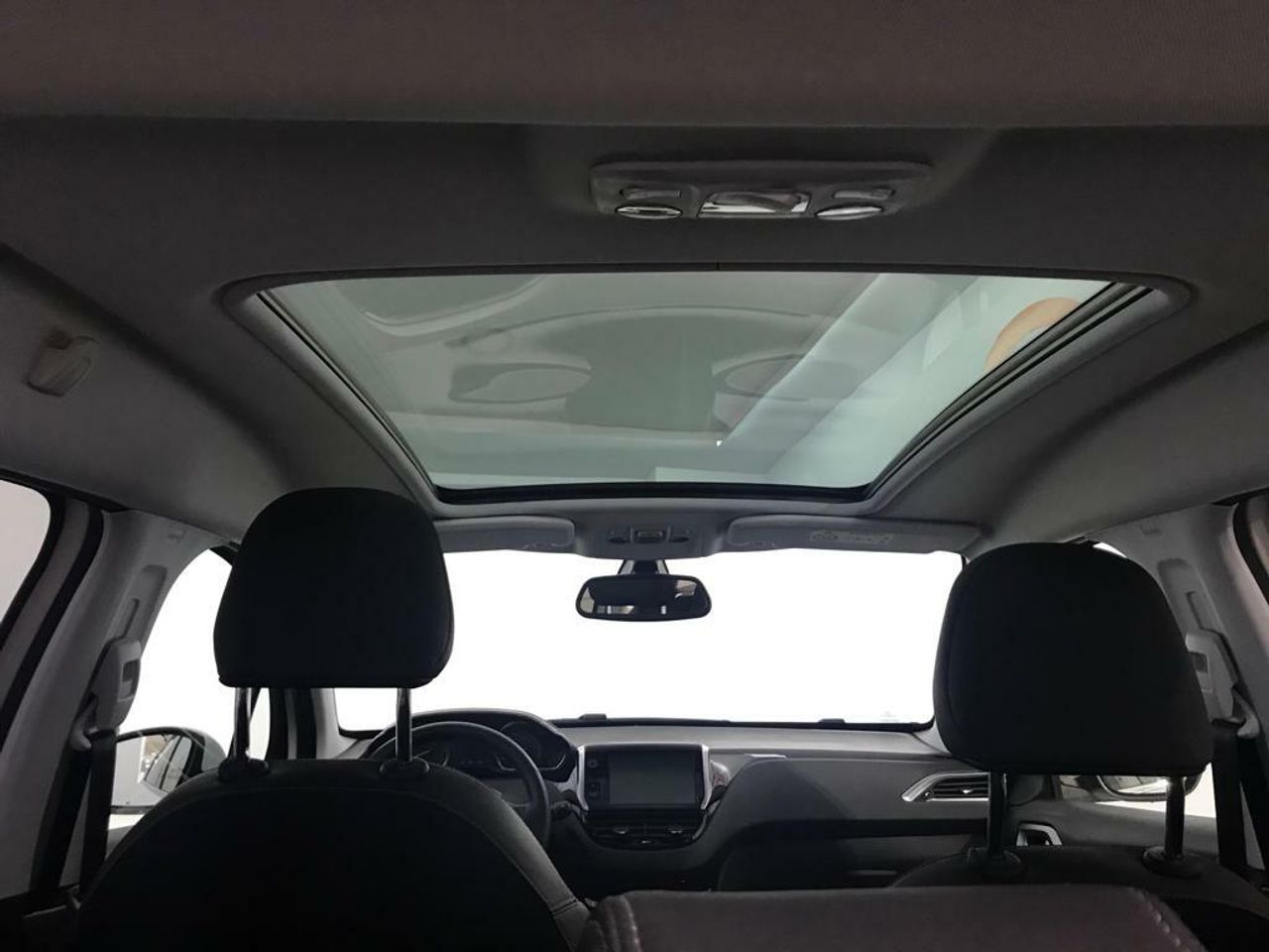 peugeot 2008 2015 / foto grande (2)