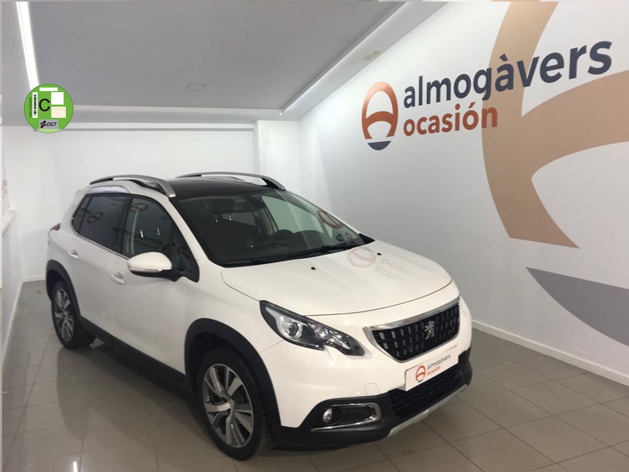 Servicio de acompanante  de segunda mano - peugeot 2008 2015 /