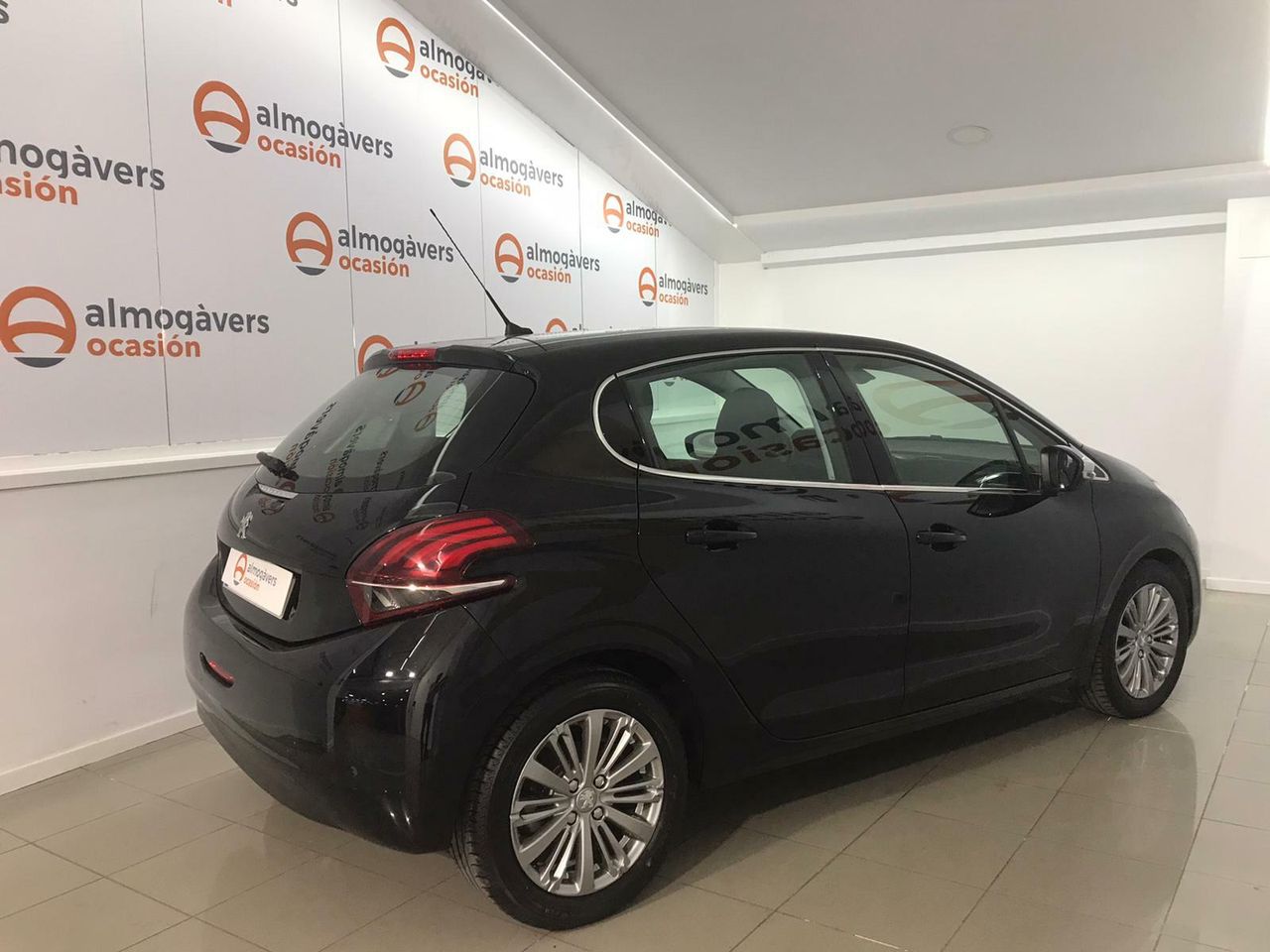 peugeot 208 2016 / foto grande (3)