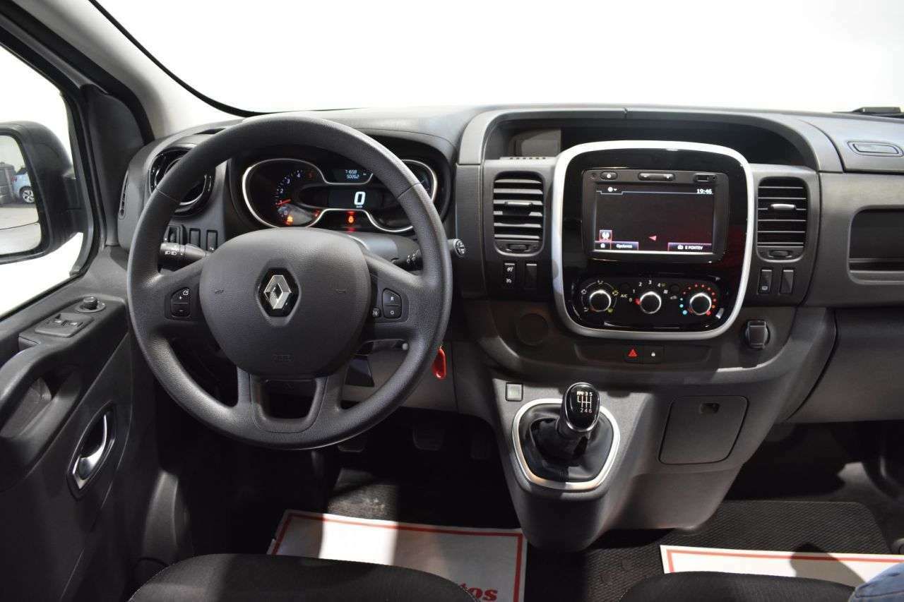 RENAULT TRAFIC FURGÓN L2H1 1300 KG 2.0 DCI 120 CV CONFORT - foto 7