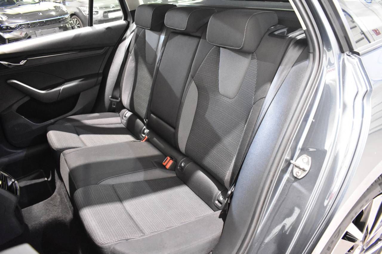 Skoda Octavia IV 1.4 TSI PLUG-IN HYBRID 204 CV DSG EXECUTIVE - foto 18