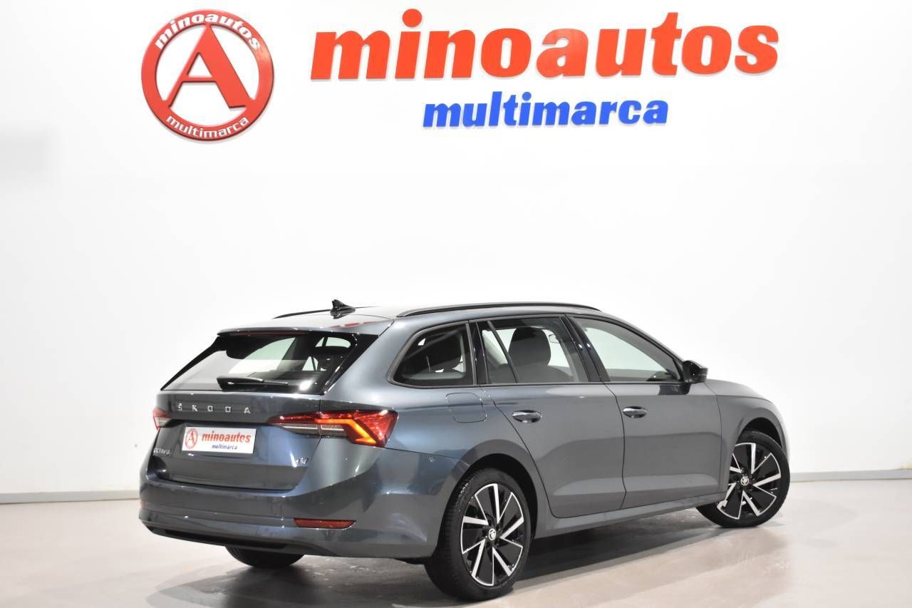 Skoda Octavia IV 1.4 TSI PLUG-IN HYBRID 204 CV DSG EXECUTIVE - foto 3