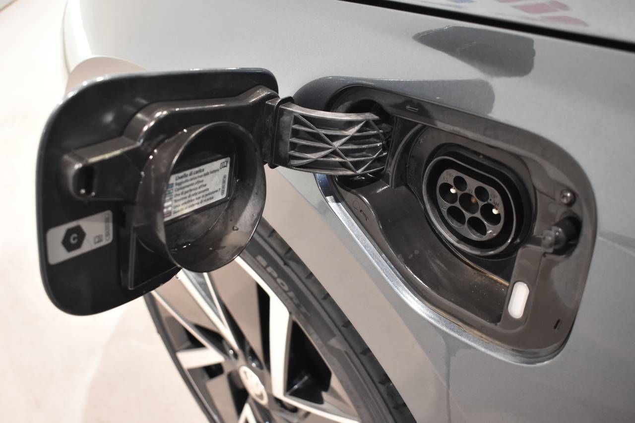 Skoda Octavia IV 1.4 TSI PLUG-IN HYBRID 204 CV DSG EXECUTIVE - foto 61