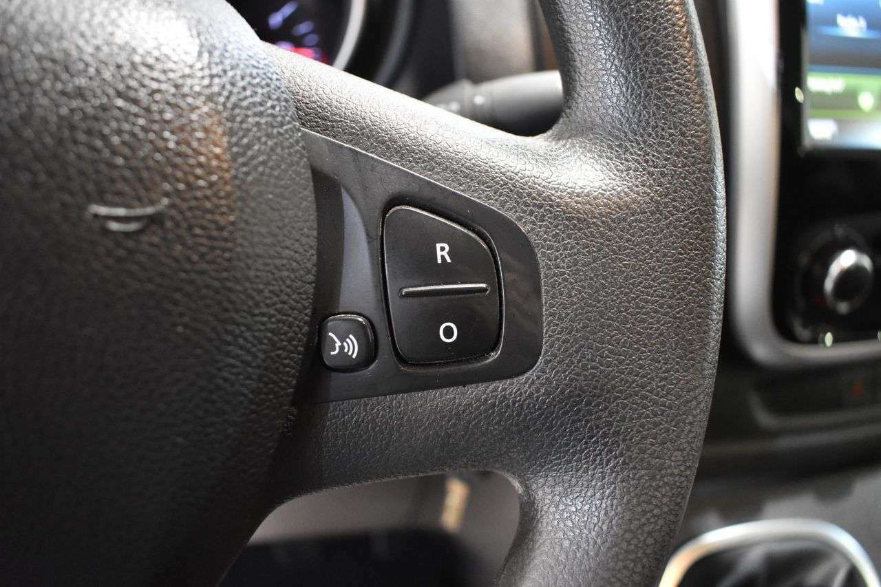 RENAULT TRAFIC FURGÓN L1H1 1.6 DCI 120 CV - foto 9