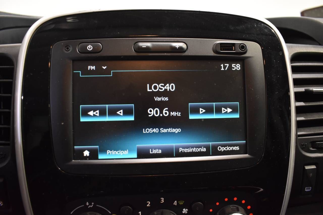 RENAULT TRAFIC FURGÓN ELEVADO 1200 KG L2H2 2.0 DCI 145 CV - foto 34