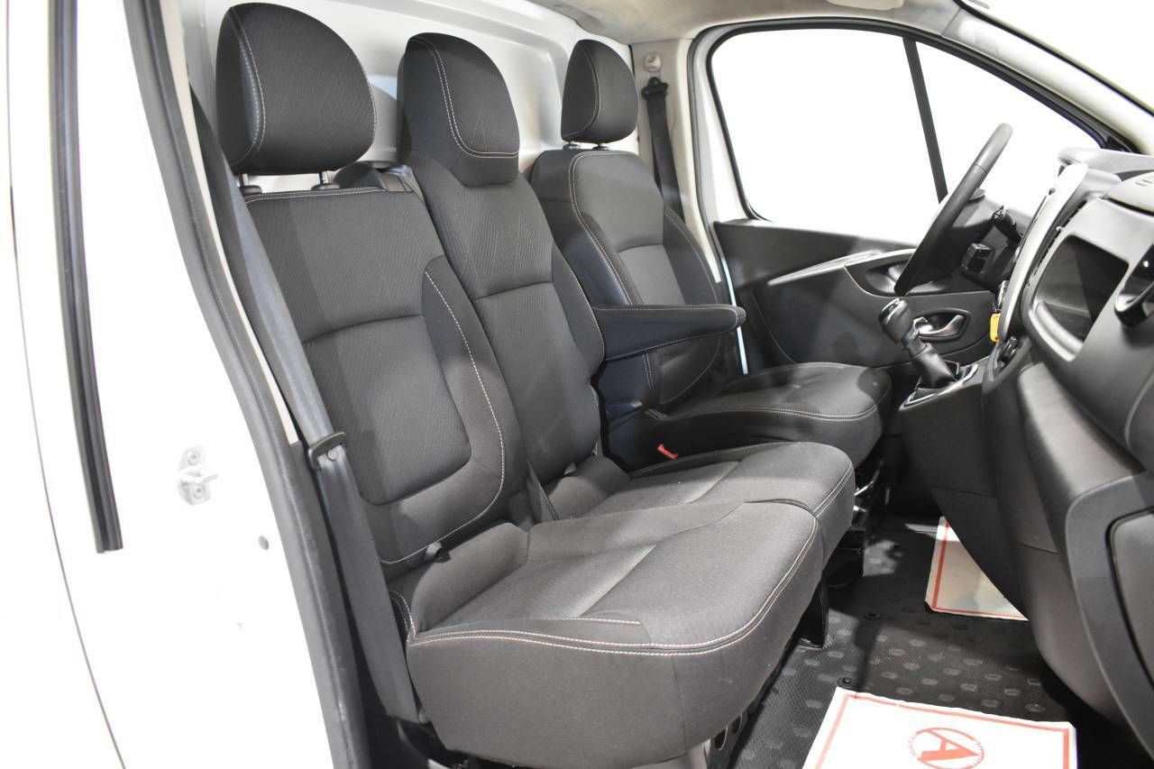 RENAULT TRAFIC FURGÓN ELEVADO 1200 KG L2H2 2.0 DCI 145 CV - foto 16