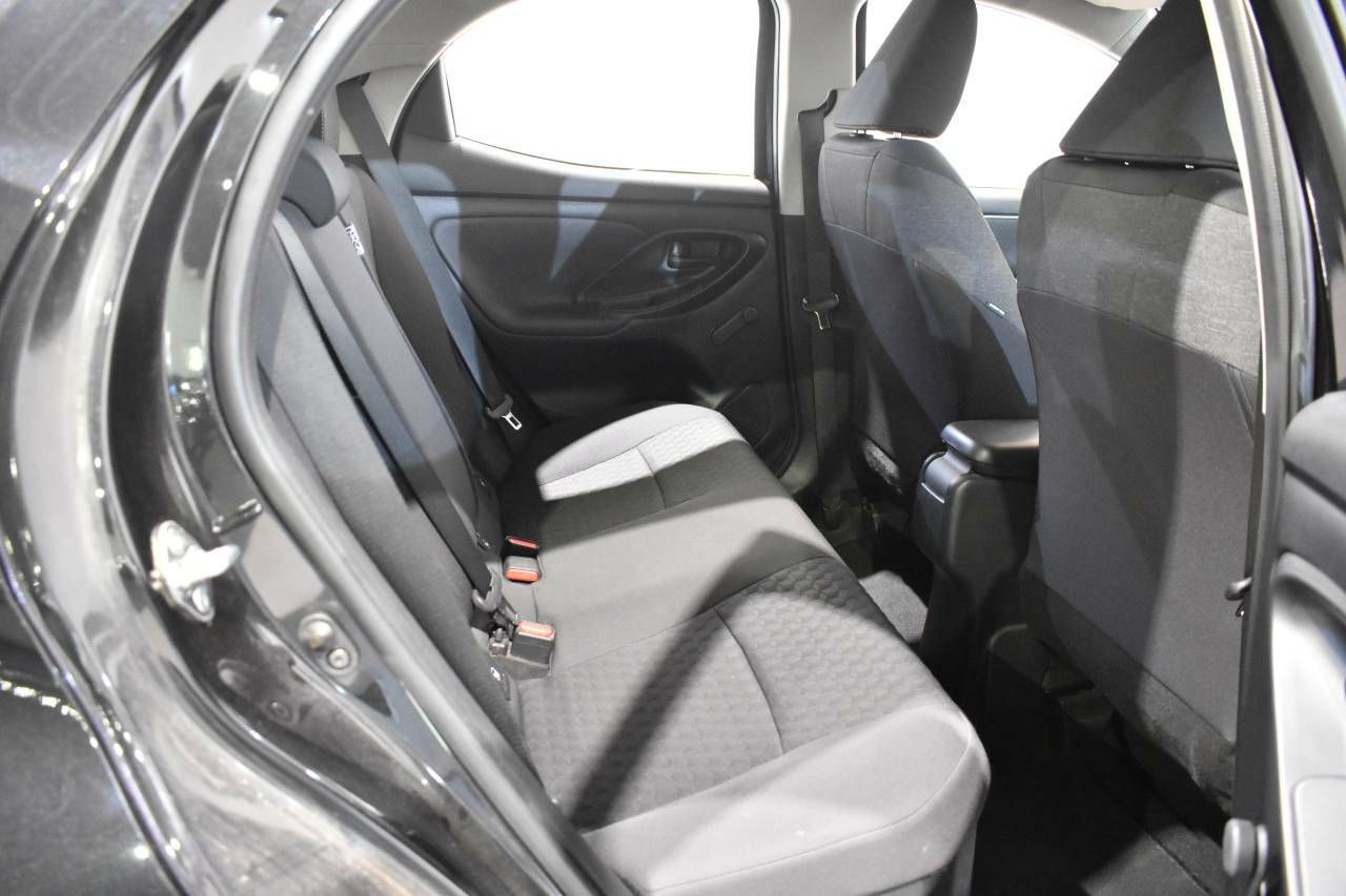 TOYOTA YARIS 1.5 HYBRID 116H BUSINESS PLUS - foto 21