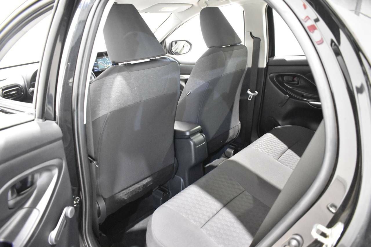 TOYOTA YARIS 1.5 HYBRID 116H BUSINESS PLUS - foto 19