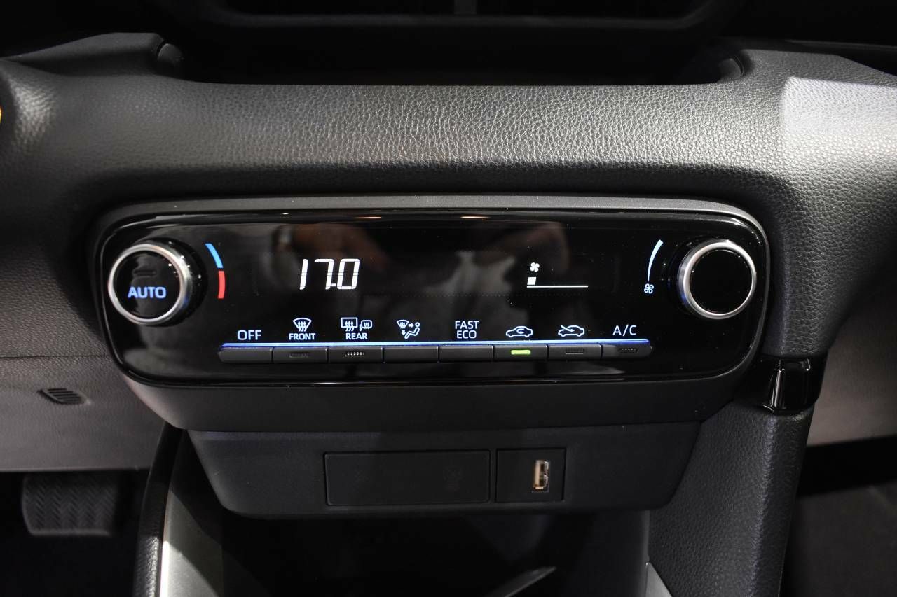 TOYOTA YARIS 1.5 HYBRID 116H BUSINESS PLUS - foto 43