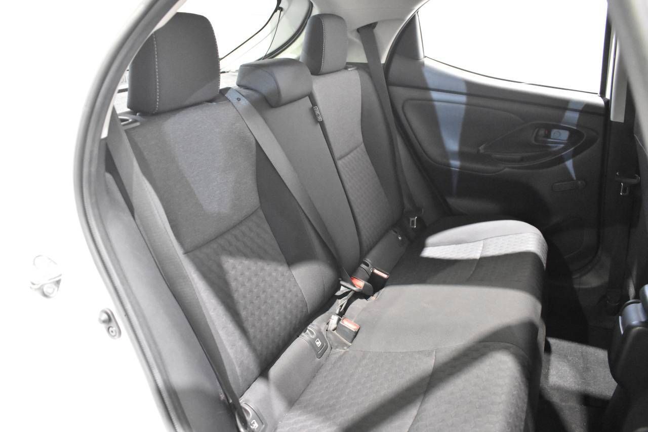 TOYOTA YARIS 1.5 HYBRID 120H BUSINESS - foto 24