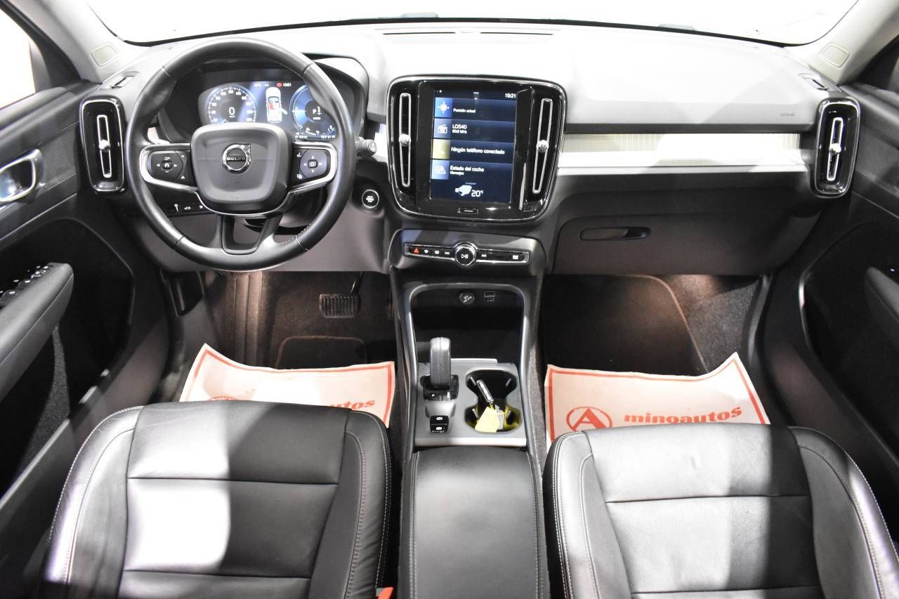 VOLVO XC40 1.5 T5 261 CV 2WD MOMENTUM - foto 10