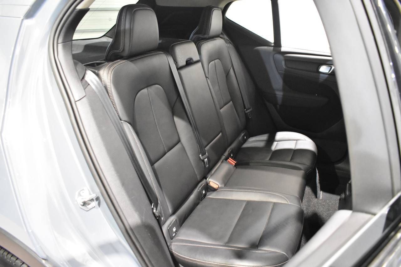 VOLVO XC40 1.5 T5 261 CV 2WD MOMENTUM - foto 24