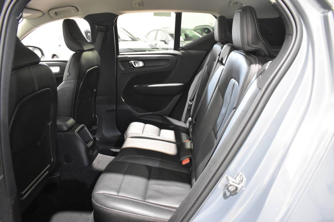 VOLVO XC40 1.5 T5 261 CV 2WD MOMENTUM - foto 19
