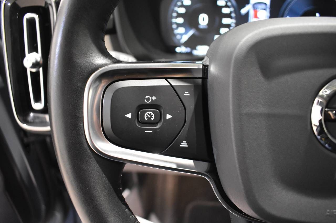 VOLVO XC40 1.5 T5 261 CV 2WD MOMENTUM - foto 30