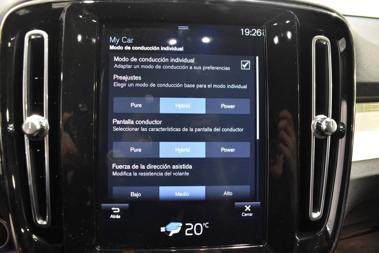 VOLVO XC40 1.5 T5 261 CV 2WD MOMENTUM - foto 44