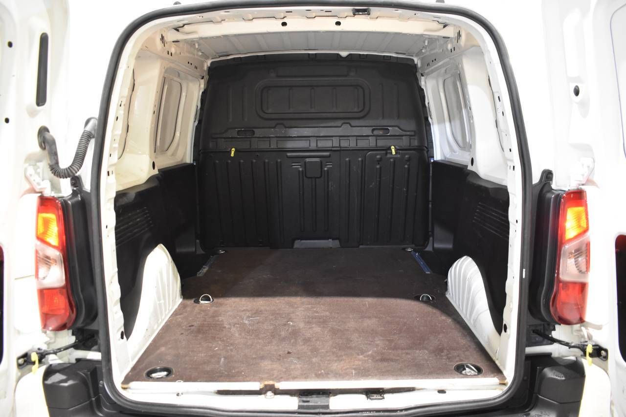 CITROEN BERLINGO FURGÓN 3 PLAZAS L1 1.6 HDI 100 CV - foto 17