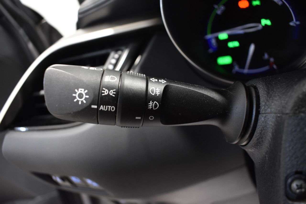 TOYOTA C-HR 1.8 HYBRID 122 CV GRAPHIC - foto 31